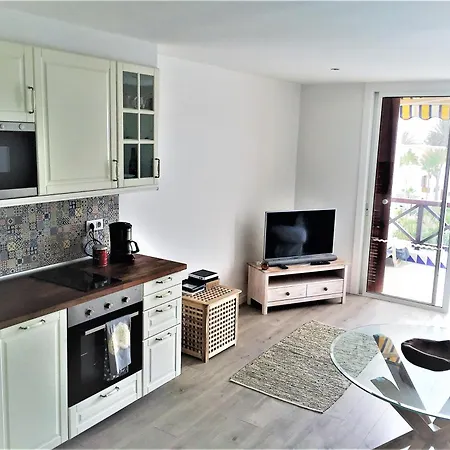 Luxury Panoramic Seaview דירה